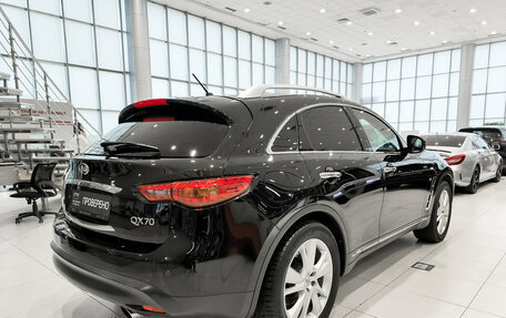 Infiniti QX70, 2014 год, 2 250 000 рублей, 6 фотография