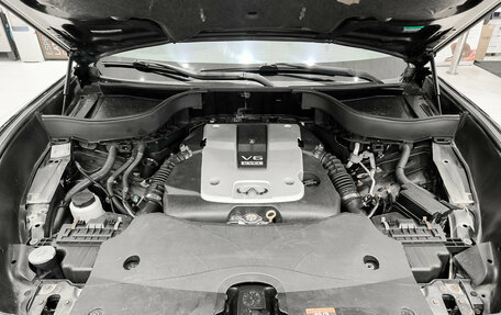 Infiniti QX70, 2014 год, 2 250 000 рублей, 11 фотография