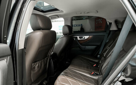 Infiniti QX70, 2014 год, 2 250 000 рублей, 15 фотография