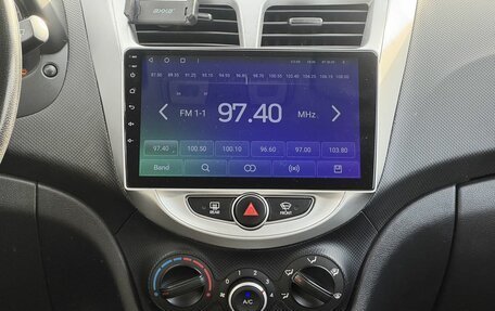 Hyundai Solaris II рестайлинг, 2012 год, 699 000 рублей, 15 фотография