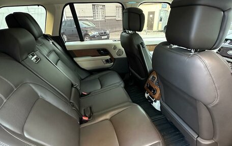 Land Rover Range Rover IV рестайлинг, 2018 год, 6 590 000 рублей, 11 фотография