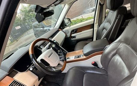 Land Rover Range Rover IV рестайлинг, 2018 год, 6 590 000 рублей, 14 фотография