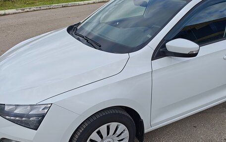 Skoda Rapid II, 2021 год, 1 350 000 рублей, 11 фотография