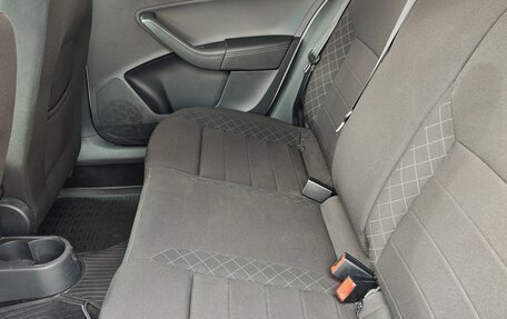 Skoda Rapid II, 2021 год, 1 350 000 рублей, 20 фотография