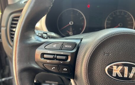 KIA Rio IV, 2021 год, 1 720 000 рублей, 10 фотография