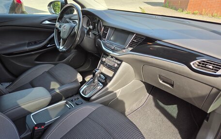 Opel Astra K, 2021 год, 1 590 000 рублей, 10 фотография
