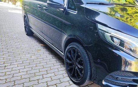 Mercedes-Benz V-Класс, 2021 год, 6 100 000 рублей, 2 фотография