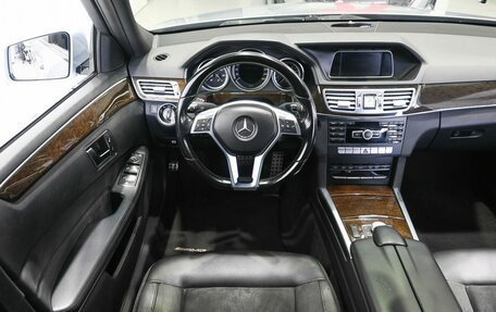Mercedes-Benz E-Класс, 2013 год, 1 999 900 рублей, 13 фотография