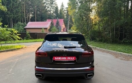 Porsche Cayenne III, 2016 год, 3 200 000 рублей, 5 фотография