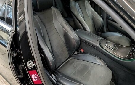 Mercedes-Benz E-Класс, 2022 год, 5 400 000 рублей, 24 фотография