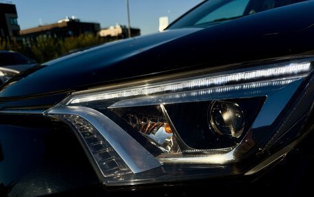 Toyota RAV4, 2019 год, 3 100 000 рублей, 9 фотография