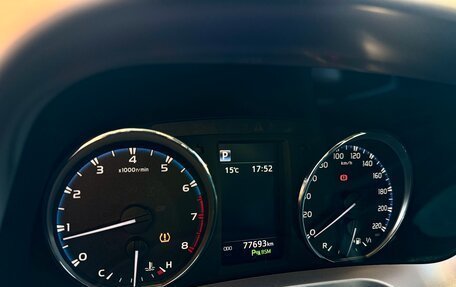 Toyota RAV4, 2019 год, 3 100 000 рублей, 13 фотография