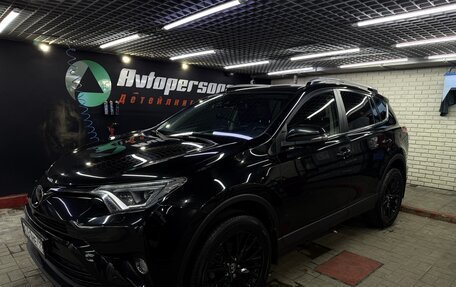 Toyota RAV4, 2019 год, 3 100 000 рублей, 33 фотография