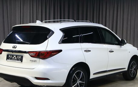 Infiniti QX60 I рестайлинг, 2017 год, 1 899 000 рублей, 2 фотография