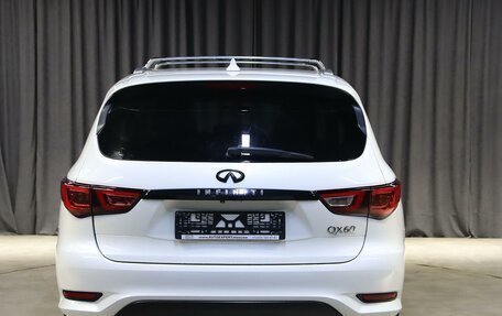 Infiniti QX60 I рестайлинг, 2017 год, 1 899 000 рублей, 15 фотография