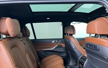 BMW X7, 2021 год, 7 600 000 рублей, 12 фотография