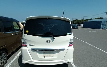 Honda Freed I, 2011 год, 1 285 000 рублей, 21 фотография