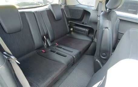 Honda Freed I, 2011 год, 1 285 000 рублей, 17 фотография