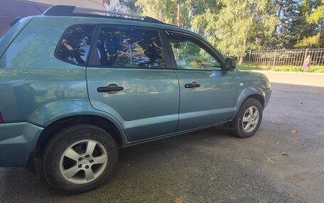 Hyundai Tucson III, 2008 год, 600 000 рублей, 3 фотография