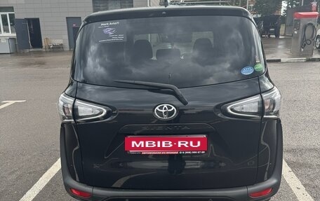 Toyota Sienta II, 2020 год, 1 300 000 рублей, 6 фотография