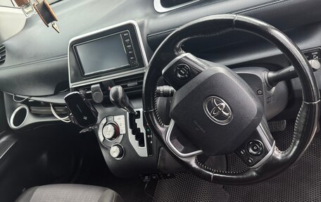 Toyota Sienta II, 2020 год, 1 300 000 рублей, 9 фотография