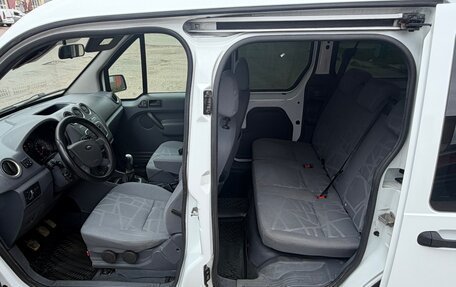 Ford Tourneo Connect I, 2010 год, 800 000 рублей, 10 фотография