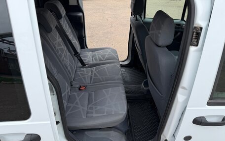 Ford Tourneo Connect I, 2010 год, 800 000 рублей, 16 фотография