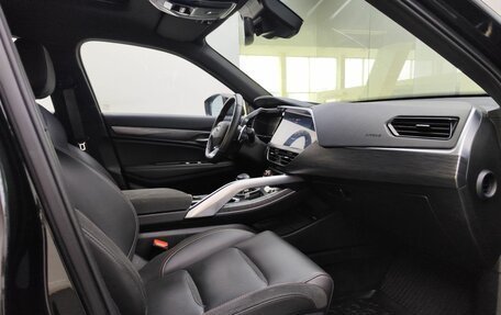 Geely Tugella FY11, 2023 год, 3 050 000 рублей, 13 фотография