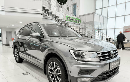 Volkswagen Tiguan II, 2019 год, 2 350 000 рублей, 6 фотография