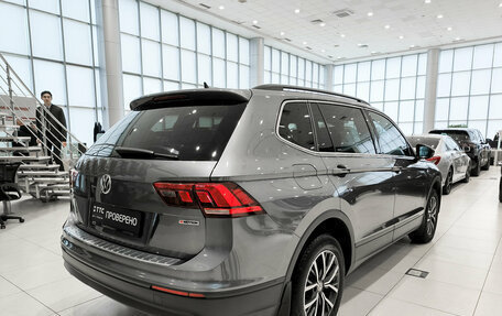 Volkswagen Tiguan II, 2019 год, 2 350 000 рублей, 9 фотография