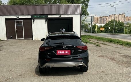 Infiniti QX30, 2016 год, 2 290 000 рублей, 3 фотография