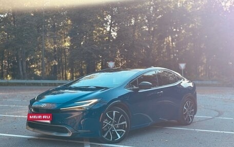 Toyota Prius IV XW50, 2024 год, 4 100 000 рублей, 8 фотография