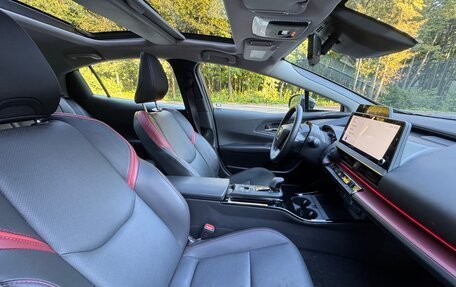 Toyota Prius IV XW50, 2024 год, 4 100 000 рублей, 18 фотография