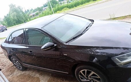 Volkswagen Jetta VI, 2017 год, 1 600 000 рублей, 6 фотография