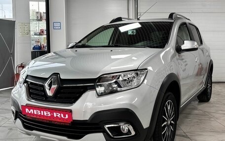 Renault Sandero II рестайлинг, 2020 год, 1 229 000 рублей, 2 фотография