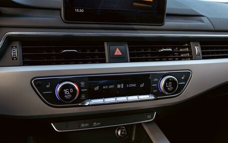 Audi A4, 2019 год, 1 995 000 рублей, 11 фотография