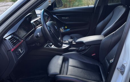 BMW 3 серия, 2013 год, 1 700 000 рублей, 12 фотография