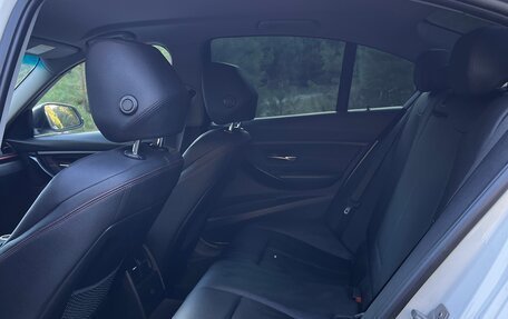BMW 3 серия, 2013 год, 1 700 000 рублей, 13 фотография