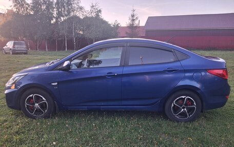 Hyundai Solaris II рестайлинг, 2013 год, 615 000 рублей, 8 фотография