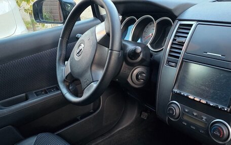 Nissan Tiida, 2010 год, 630 000 рублей, 11 фотография