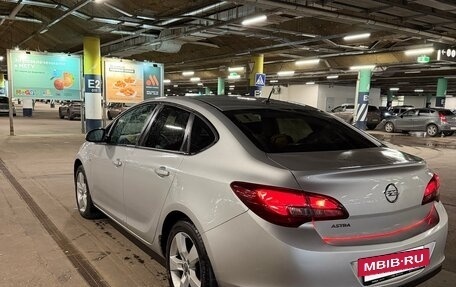 Opel Astra J, 2012 год, 750 000 рублей, 5 фотография