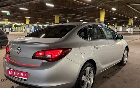 Opel Astra J, 2012 год, 750 000 рублей, 7 фотография