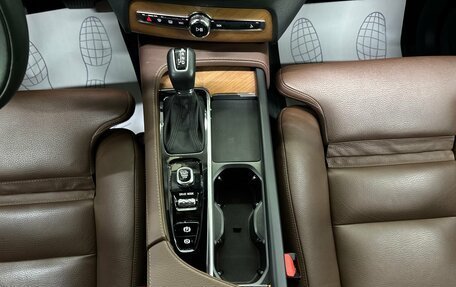 Volvo XC90 II рестайлинг, 2021 год, 4 850 000 рублей, 17 фотография