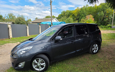 Renault Scenic III, 2011 год, 730 000 рублей, 2 фотография