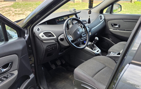 Renault Scenic III, 2011 год, 730 000 рублей, 10 фотография
