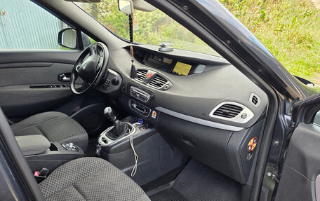 Renault Scenic III, 2011 год, 730 000 рублей, 13 фотография