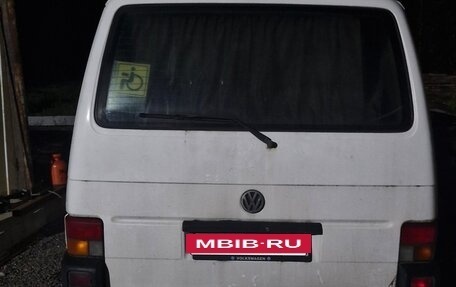 Volkswagen Transporter T4, 2001 год, 950 000 рублей, 2 фотография