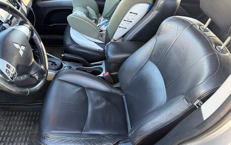 Mitsubishi Outlander III рестайлинг 3, 2010 год, 1 000 050 рублей, 8 фотография