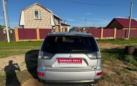 Mitsubishi Outlander III рестайлинг 3, 2010 год, 1 000 050 рублей, 5 фотография