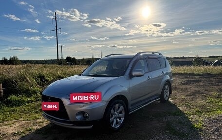Mitsubishi Outlander III рестайлинг 3, 2010 год, 1 000 050 рублей, 1 фотография